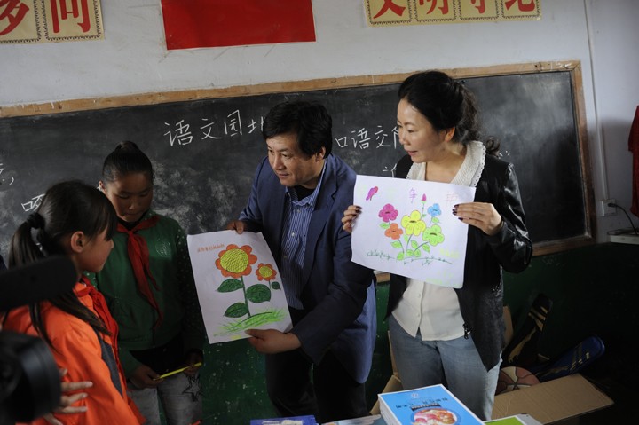 赵玉芳 唐劲松伉俪爱心回访图集